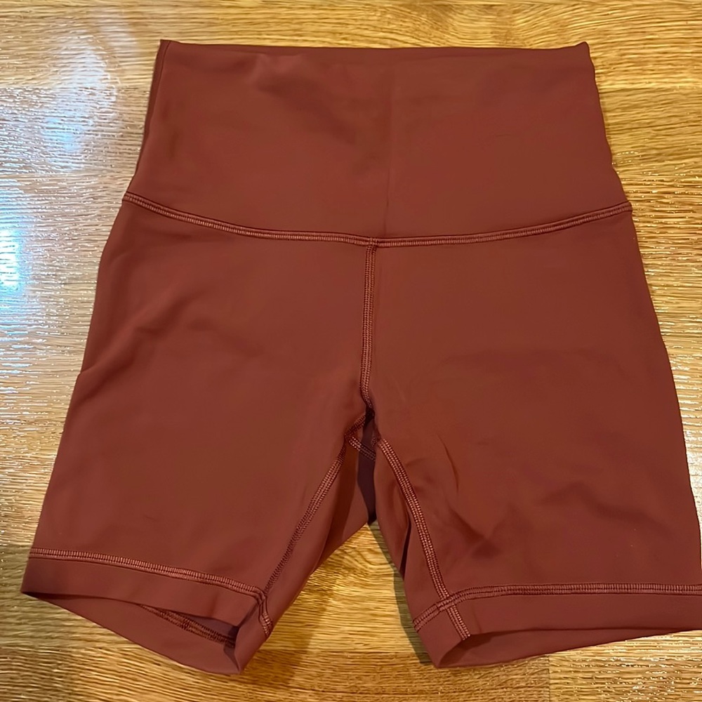 LULULEMON BIKER SHORTS